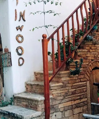 Chaos Woodcraft House
