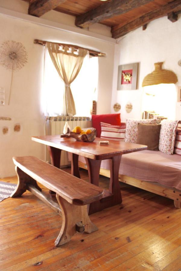 Villa Chaos Woodcraft House